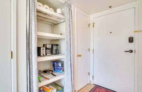 Starr Pass Apartment | Scenic Tucson Vacation Rental w/Patio & Grill!