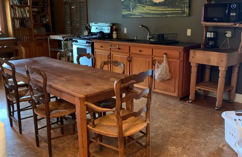 Carencro House | Scenic, upscale country living minutes from I-10 & I-49, & downtown Lafayette.,