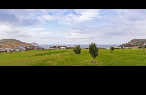 Port Erin Cottage | Scenic View Apartment - an apartment that sleeps 4 guests in 2 bedrooms
