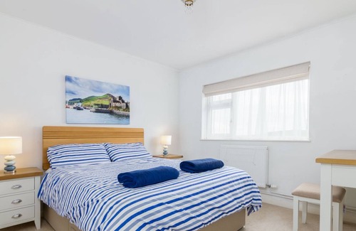 Port Erin Cottage | Scenic View Apartment - an apartment that sleeps 4 guests in 2 bedrooms