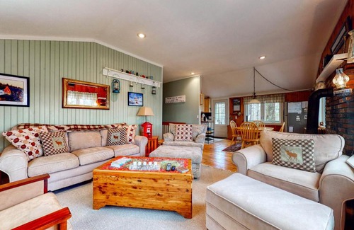 Naples House | Scenic View Cottage