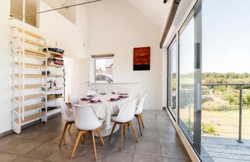 Olloy-sur-Viroin House | Scenic Villa in Viroinval