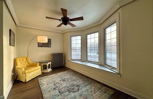 Ecorse Apartment | Scenic Waterfront Unit With Free Parking For Boats And Vehicles.