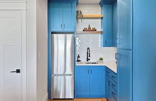 Cornelius Apartment | Scenic Wine Country Retreat. Hot Tub, Spa Bath + Covered Patio w/Views