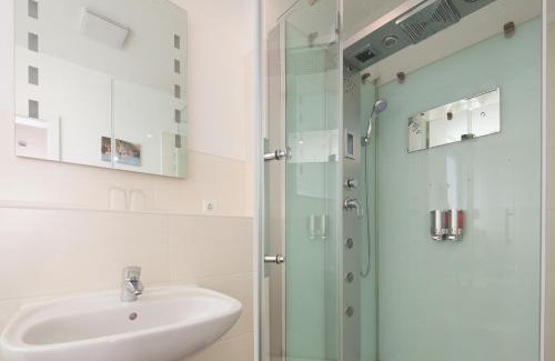 Vechta Hotel | Schäfers Hotel, Self-Check-in, Cafe und Bäcker am Hotel