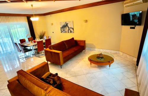 Meidling Apartment | Schönbrunn Villa ZM