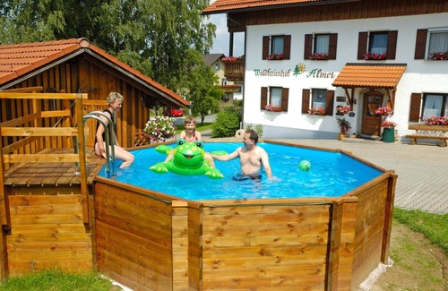 Barnzell Apartment | Schöne Ferienwohnung am Bauernhof