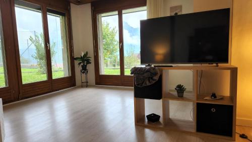 Ruetli Apartment | Schöne Ferienwohnung in Traumlage FeWo SoloHike