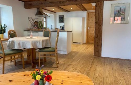 Durbheim Apartment | Schöne Ferienwohnung in Dürbheim
