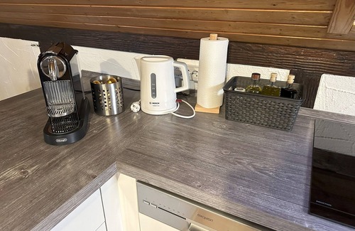 Lochgau Apartment | Schöne, Geräumige Ferienwohnung im Wein- u. Wandergebiet, Freizeitpark I.d. Nähe