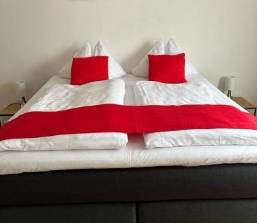 Berching Apartment | Schöne helle Ferienwohnung in Waldnähe