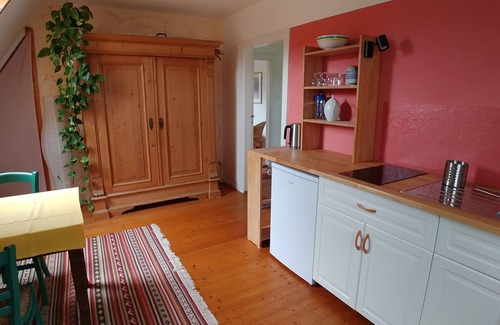 Ottersberg Apartment | Schöne kl. Wohnung in Ottersberg, Schlafzimmer , gr. Wohnküche, Bad
