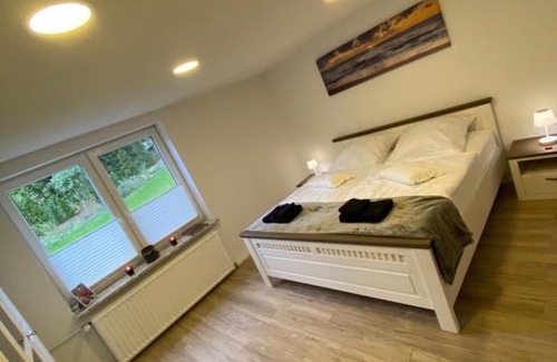 Boostedt Apartment | Schöne Wohnung mit Garten beim Outletcenter 5 km