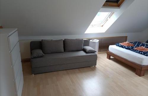 Homberg Apartment | Schöne Wohnung mit Whirlpool und Sauna