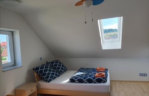 Homberg Apartment | Schöne Wohnung mit Whirlpool und Sauna
