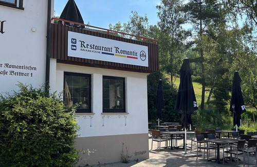Steinsfeld Apartment | Schönes Doppelzimmer mit Terrasse