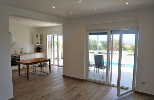 Jakisnica House | Schönes Ferienhaus mit Pool