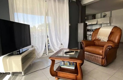 Erquy Villa | Schönes modernes Haus in Erquy, mit einem privaten Pool.