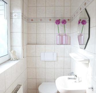 Vechta House | Schönes Zimmer in Vechta mit Küche Self-Check-In