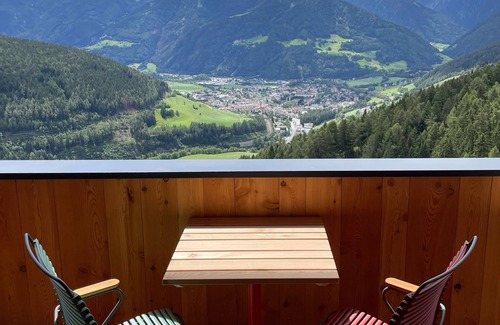 Vipiteno Apartment | Schallerhof Sterzing "pförfis": Ferienwohnung am Bauernhof für Zwei mit Ausblick