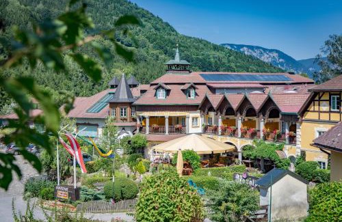 Prein an der Rax Hotel | Scharfegger's Raxalpenhof - Zuhause am Land