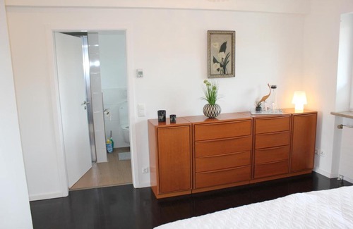 Berg Apartment | Schatzlhof Suite in Berg am Starnberger See