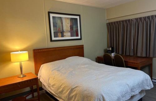 Vernon Hotel | Schell Motel