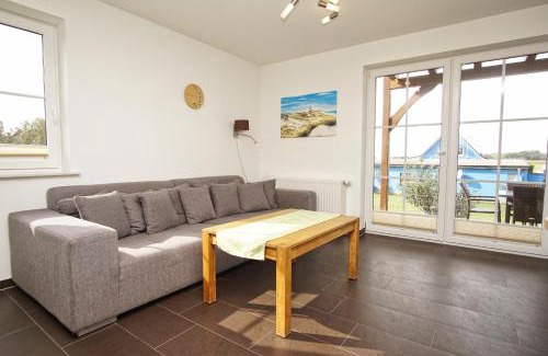 Thiessow Apartment | Schicke FeWo mit Terrasse, gratis Nutzung vom AHOI Erlebnisbad und Sauna in Sellin - Haus De niege Wech FeWo 01
