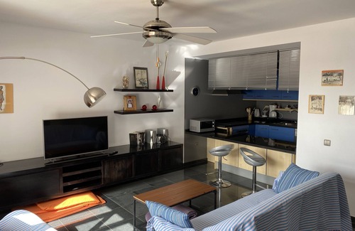 Los Lagos Apartment | Schicke Maisonette-wohnung Direkt am Strand, mit Meerblick und