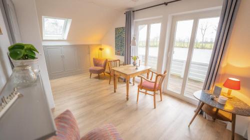 Altharlingersiel Apartment | Schillhörn - Urlaub mit Wasserblick