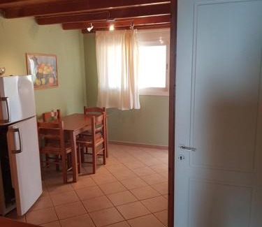 Sarakiniko Apartment | Schinas Apts.