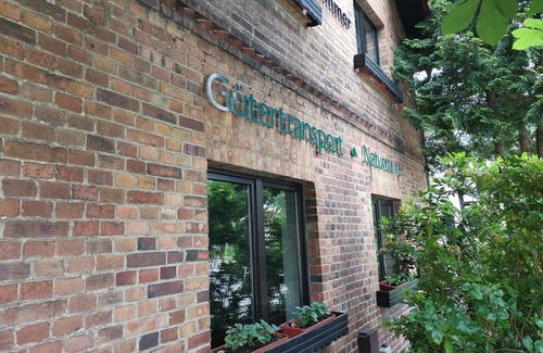 Lauta House | Schlafen im Heu - Ferienhof Sarodnick