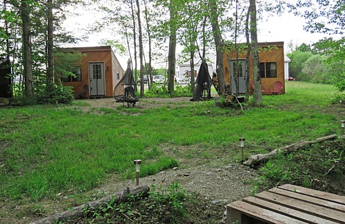 Lincoln Cabin | Schlafman's Hollow Solar Cabin 2