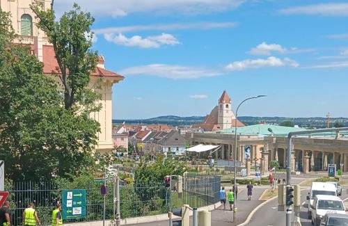 Eisenstadt Apartment | Schloss-Appartements