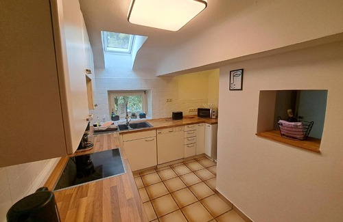 Hilbringen Apartment | Schloss Hilbringen Gesindewohnungen