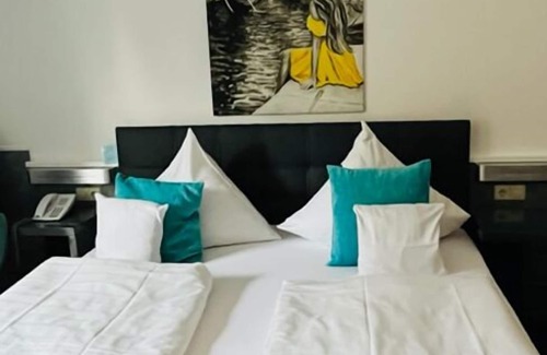 Landstuhl Hotel | Schloss Hotel Landstuhl