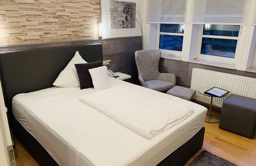 Landstuhl Hotel | Schloss Hotel Landstuhl