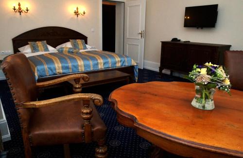 Schwebda Hotel | Schloss Hotel Wolfsbrunnen
