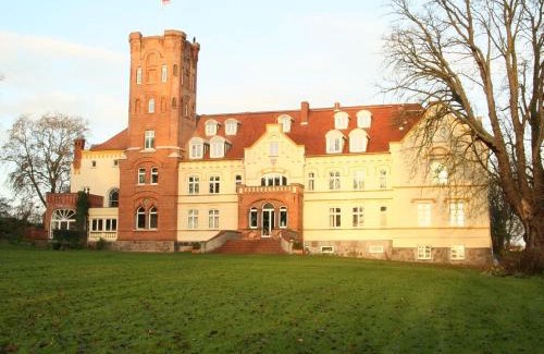 Lelkendorf Apartment | Schloss Lelkendorf, Fewo Hoppenrade