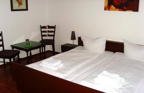 Heppenheim Bed & Breakfast | Schlossberg