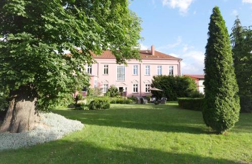 Hohen Demzin Hotel | Schlosshotel Gross Koethel