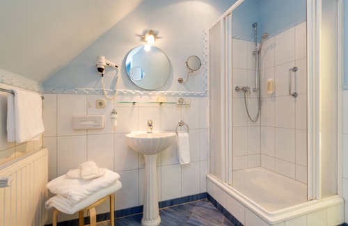 Ralswiek Hotel | Schlosshotel Ralswiek