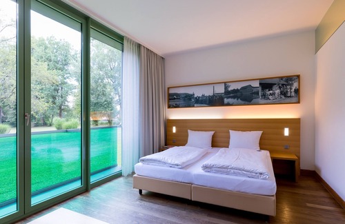 Arnstorf Hotel | Schlossparkhotel Mariakirchen