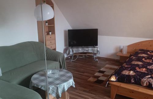 Marzahn Apartment | Schmidt Apartment