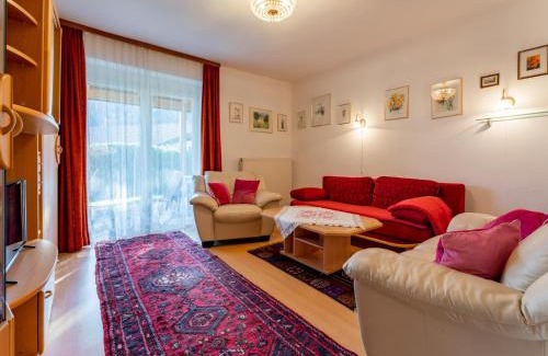 Muhldorf Apartment | Schmitzer