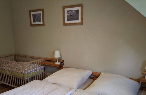 Monschau Apartment | Schmugglernest-Apartment-Private Bathroom-Garden view