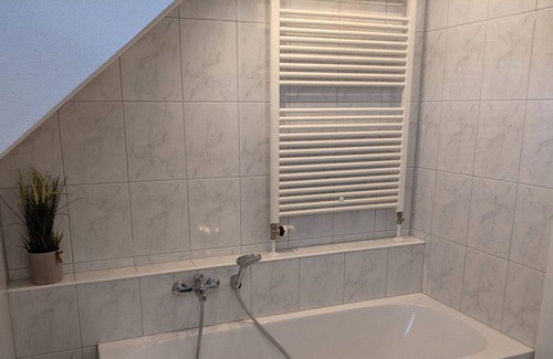 Monschau Apartment | Schmugglernest-Apartment-Private Bathroom-Garden view