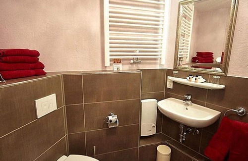 Bernkastel House | Schneeweißchen Romantic Room - Märchenhotel