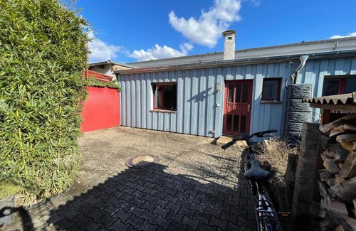 Kelkheim Apartment | Schnuckliges Hinterhaus/Cottage