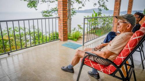 Gitarama Bed & Breakfast | Schodale home